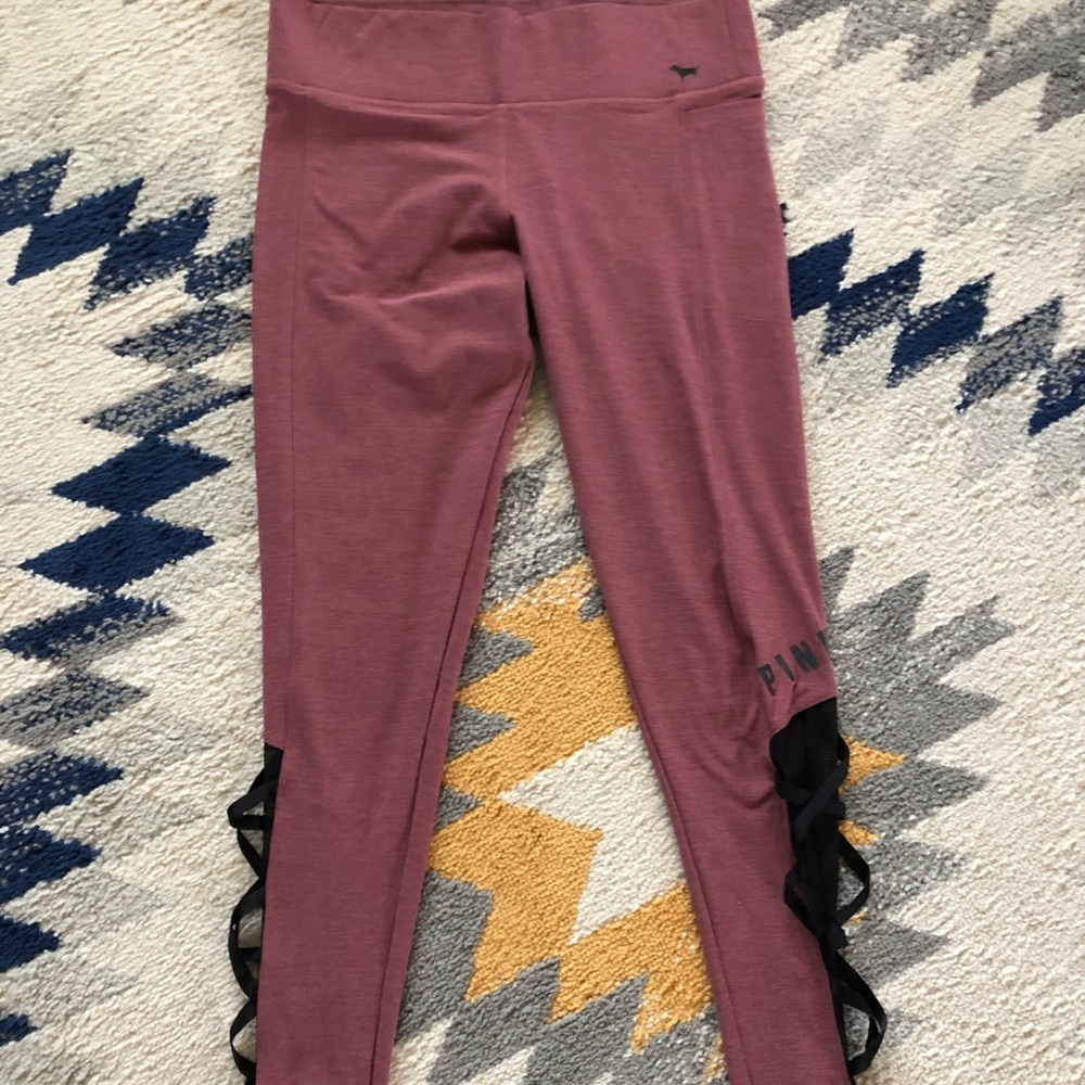 Vs pink ultimate yoga leggings